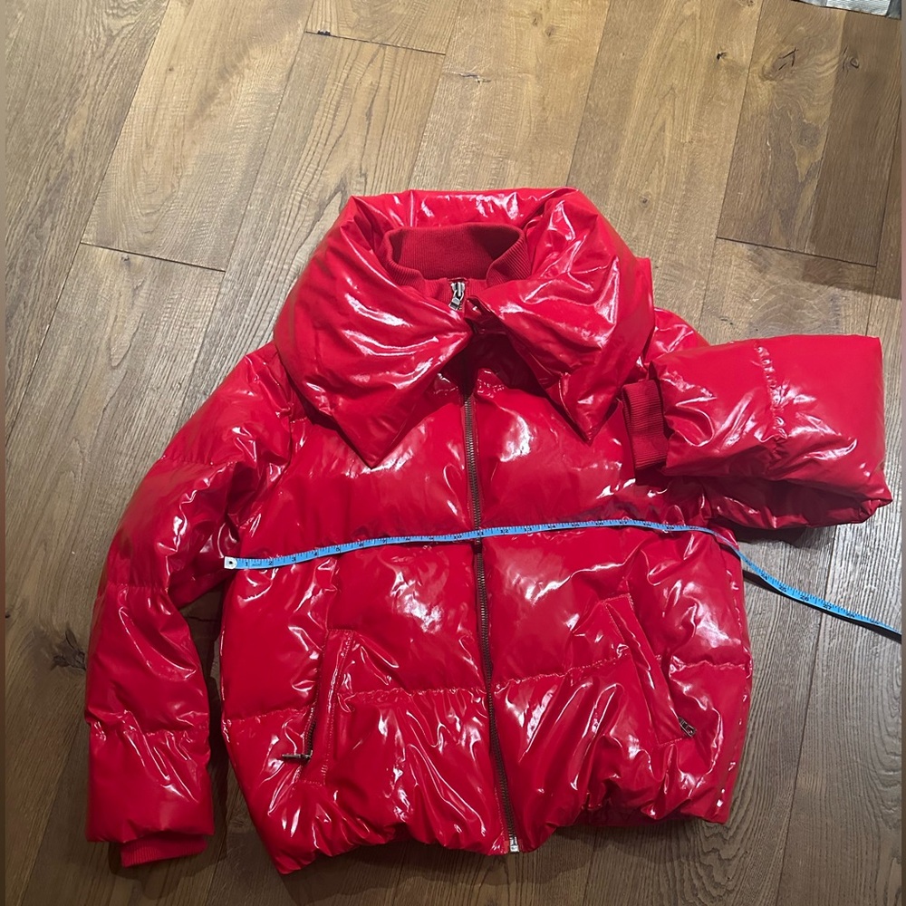 Alice + Olivia Glossy Red Puffer Jacket - Picture 5 of 15